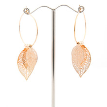 Load image into Gallery viewer, Lovethelinks 3D Earrings
